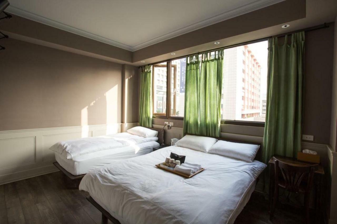 Fun Simon Apartment ไถหนาน ภายนอก รูปภาพ